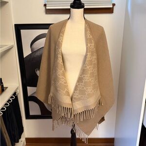 Fendi Beige Textured Shawl